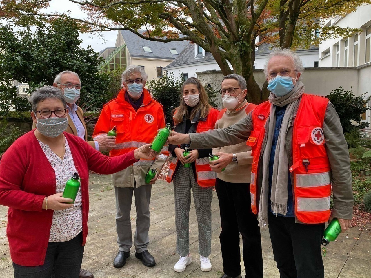 Red Cross replaces plastic bottles with recyclable Aluminium water bottles 