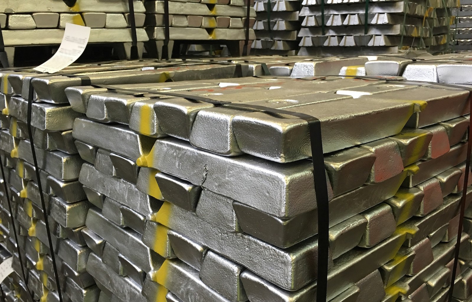 Primary aluminium production in North America grows 4.6% M-o-M in October’21; Output in South America flaunts 6% rise
