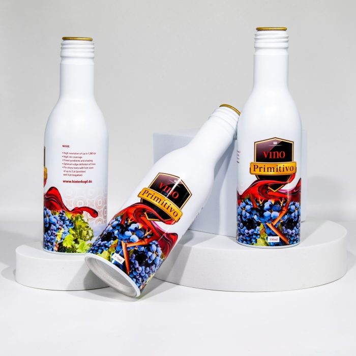 Hinterkopf displays 100% recyclable aluminium bottles for wine: Metpack Exhibition 2023 