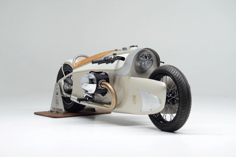 Kingston Custom's BMW R 18 The Crown is carved from a 2mm thick aluminium sheet