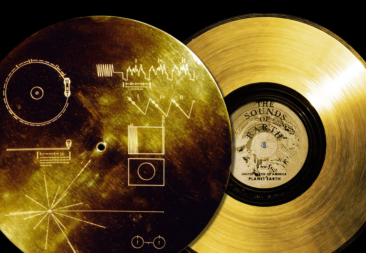 Nasa's Voyager 2 in aluminium casing transmits "heartbeat" signal to Earth 