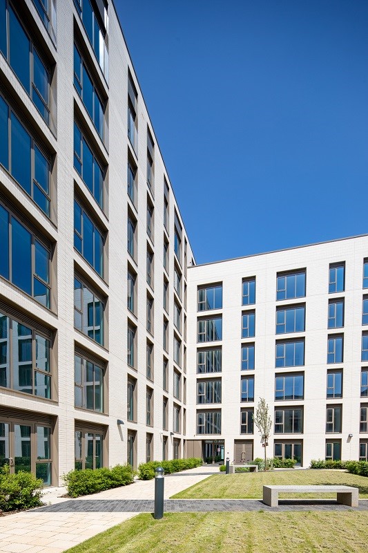 Senior’s PURe® aluminium solutions adorn the buildings in Perry Barr residential complex