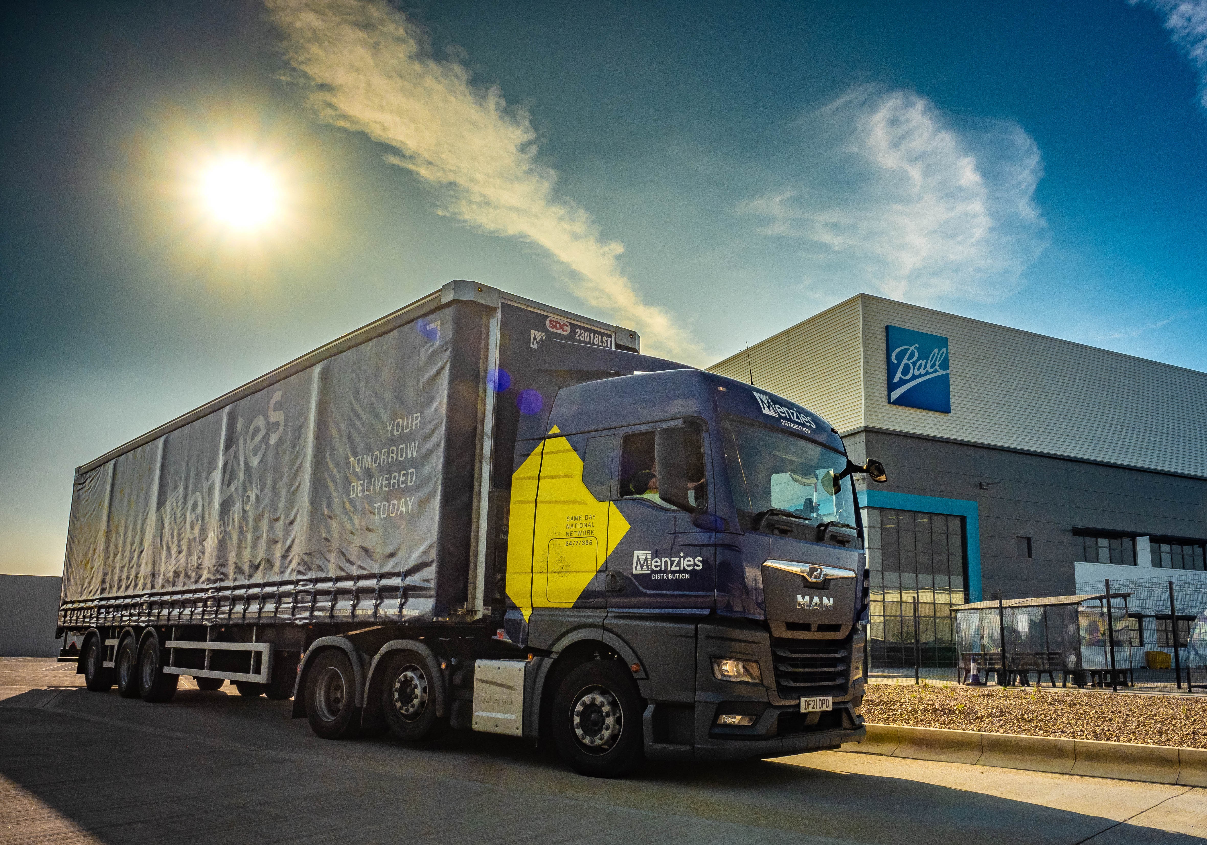 Ball and Coca-Cola aim to reduce UK’s supply chain CO2 emissions with a greener transport line