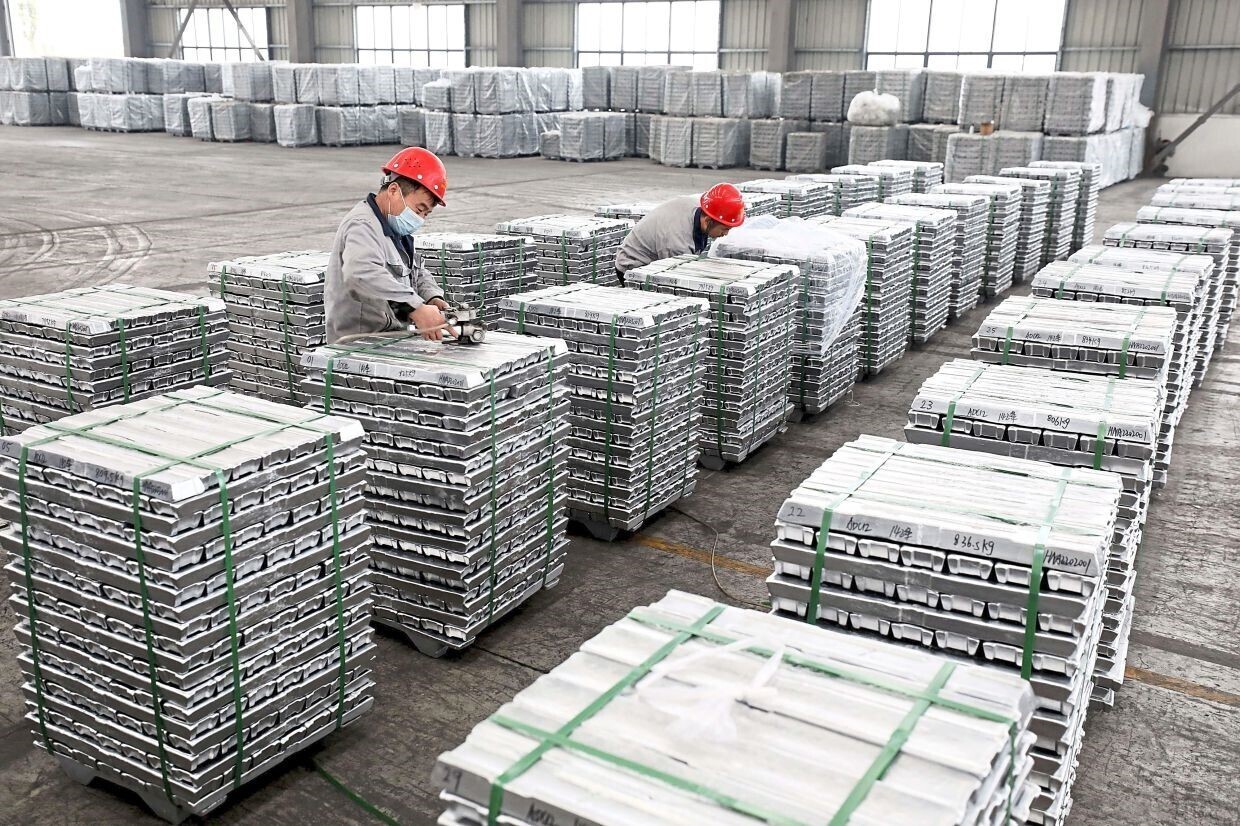 Despite a dip, China's A00 aluminium ingot mitigates weekly price trend with RMB30/t growth