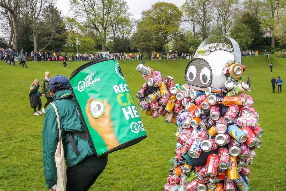 Avenham Park shines bright with 700 recycled aluminium cans on Earth Day