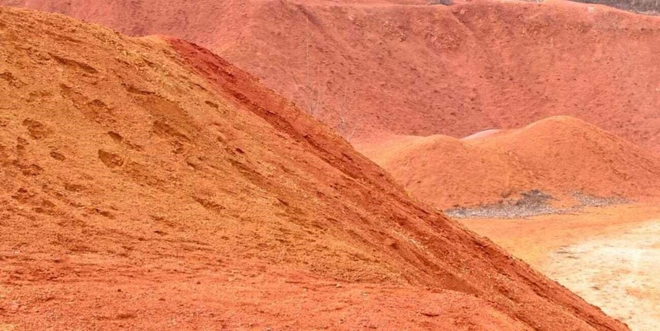 Rising 23%: Guinea’s bauxite shipments soar amid floods and red tape