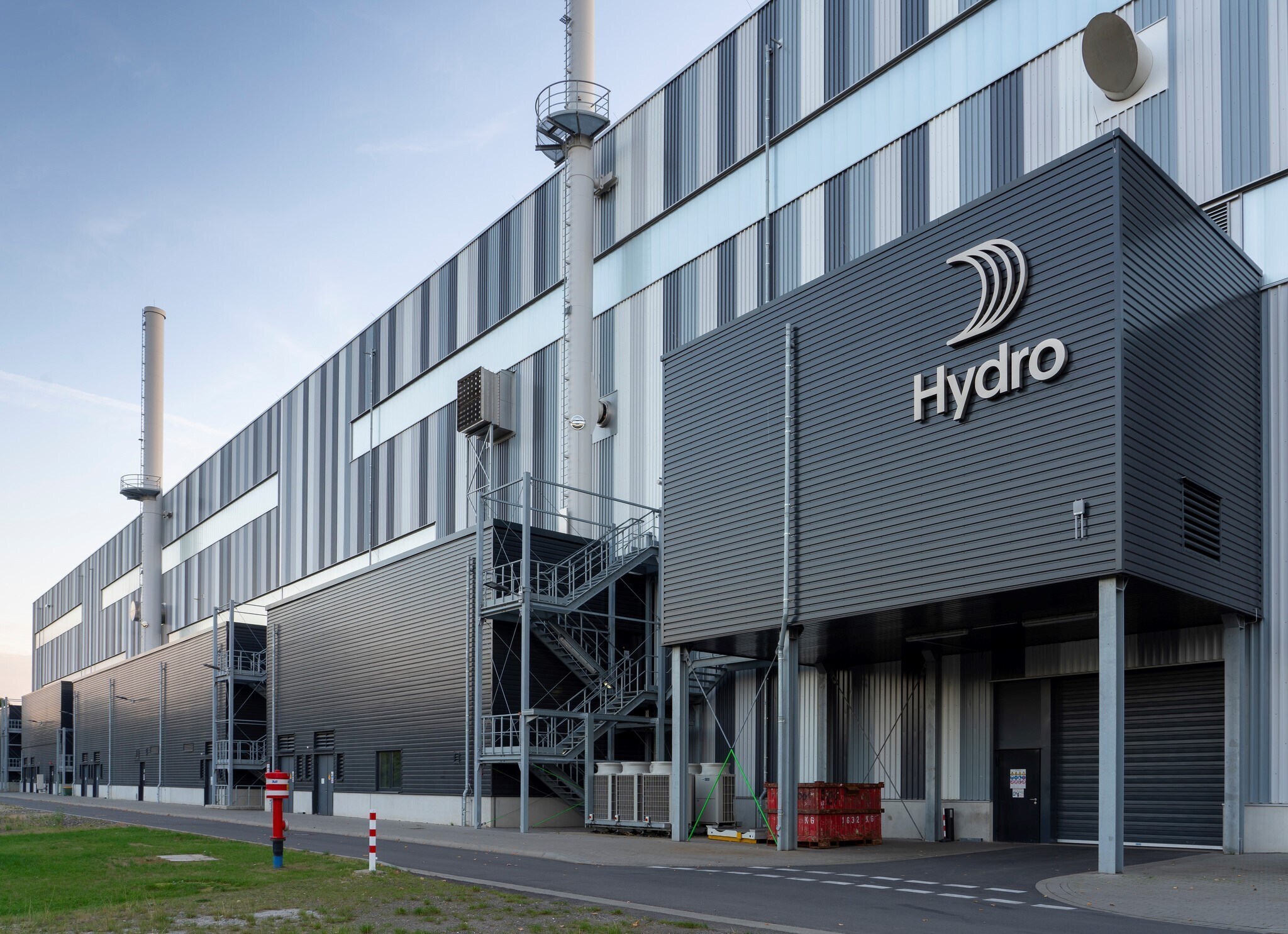 Between cycles and transition: Norsk Hydro tests investors' patience