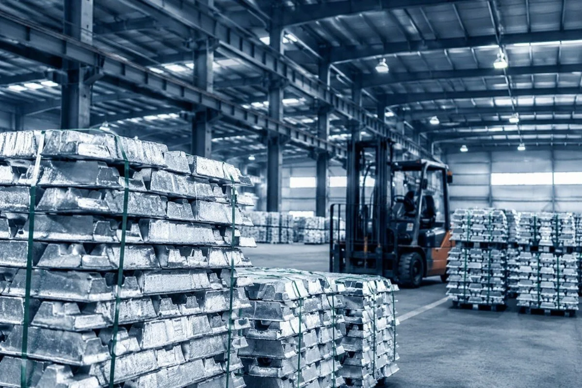Strait risk continues to disrupt aluminium market sentiment, peak season stockpiling falls short of expectations, aluminium prices under pressure