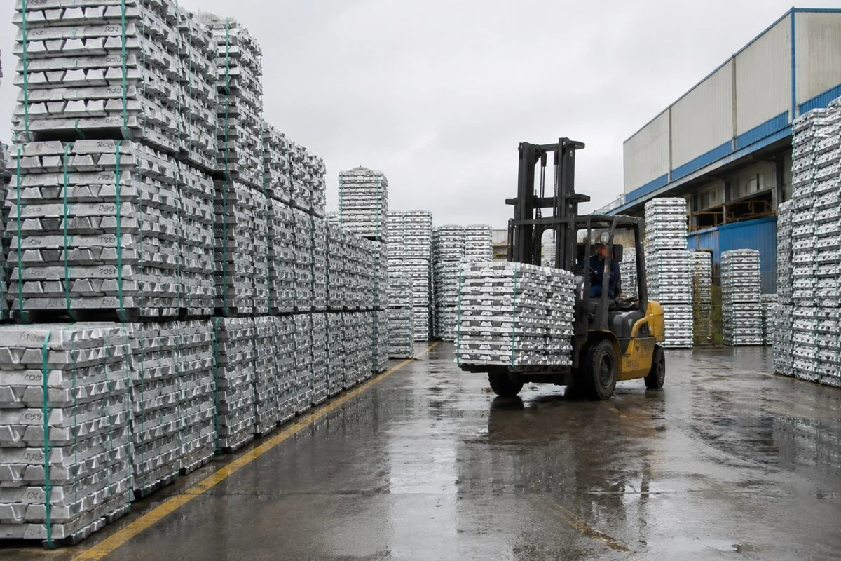 New highs in US treasury yields and escalating geopolitical tensions disrupt the macro landscape; SHFE and LME aluminium prices diverge