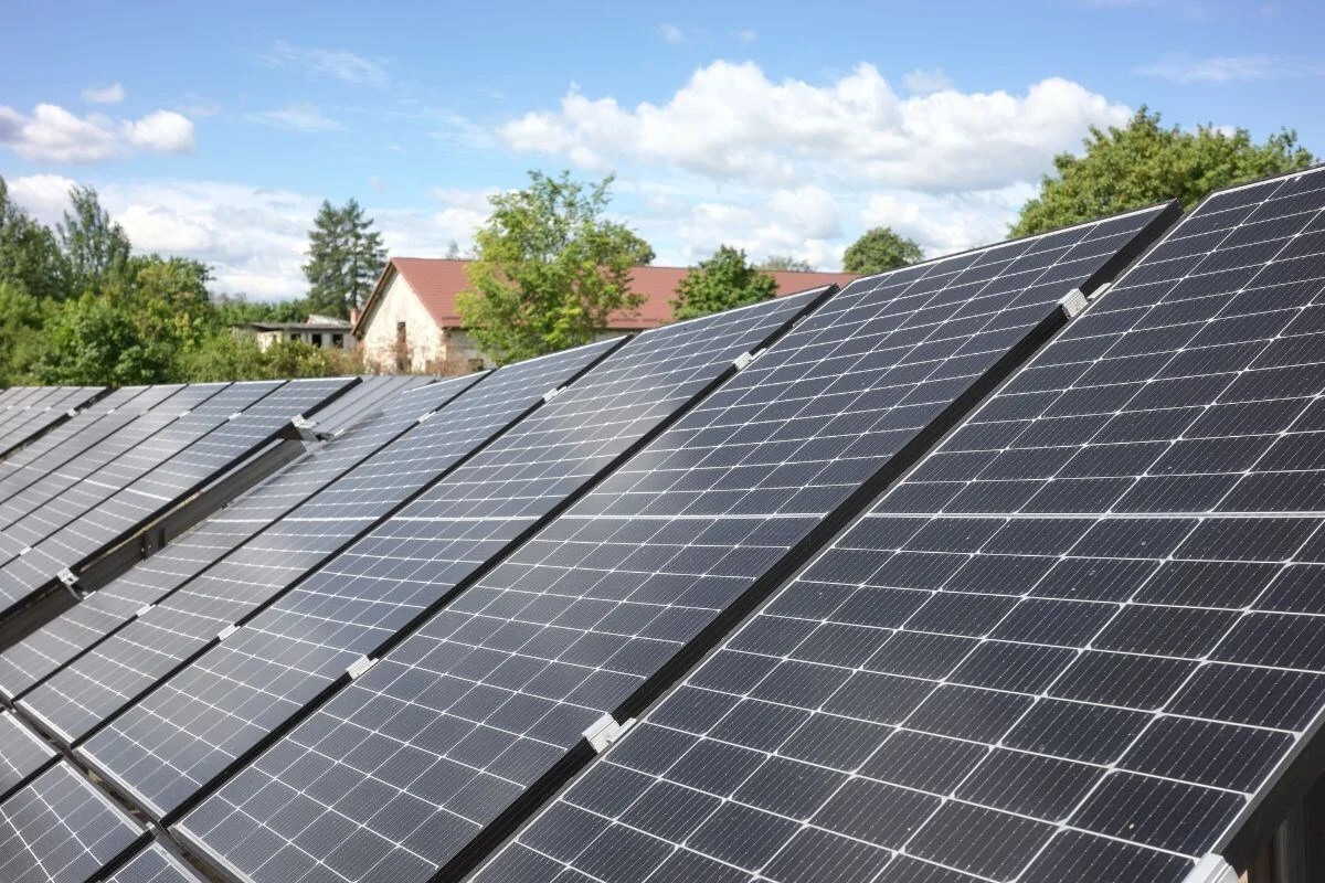 PV module scheduled production slightly up M-o-M underpins frame production starts