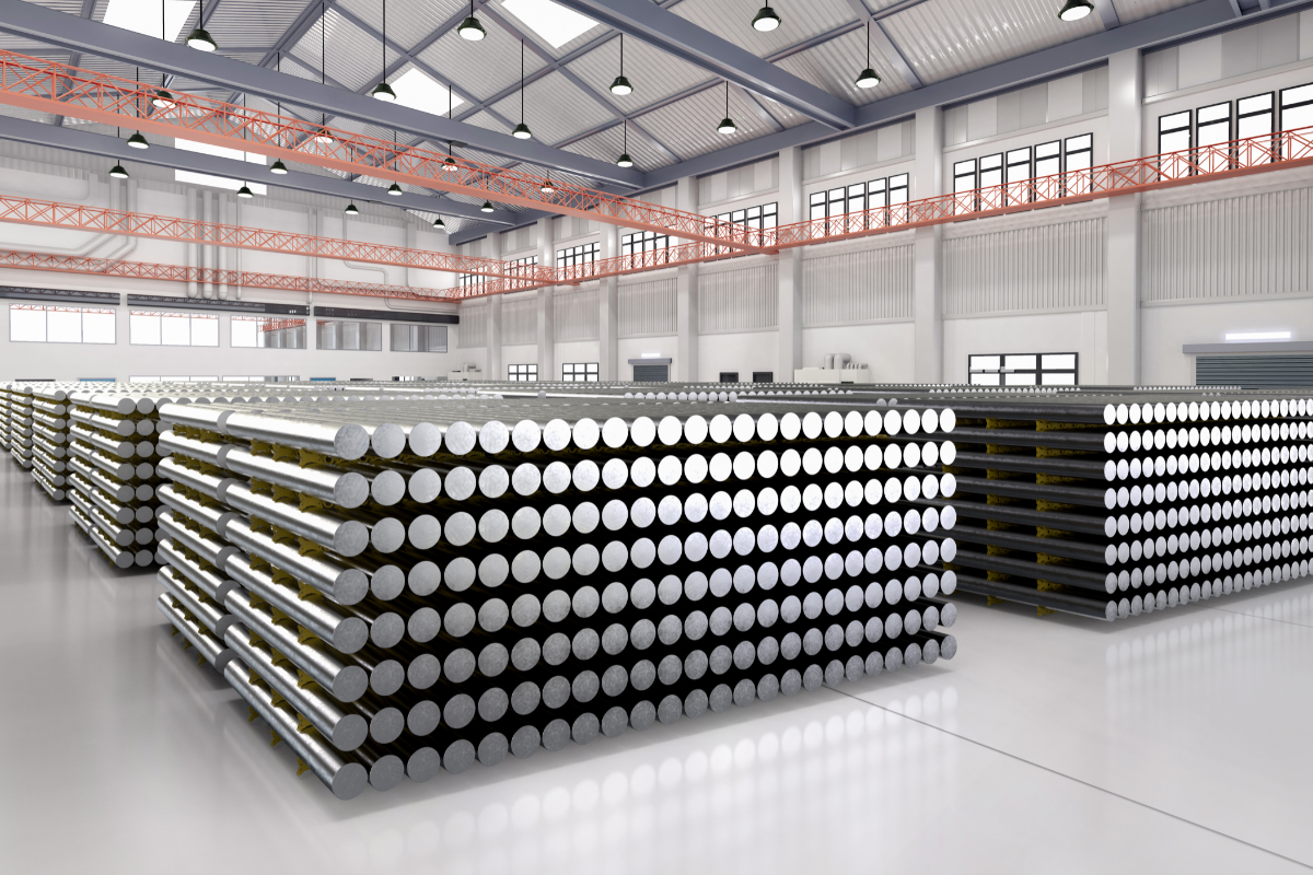 LME aluminium price cools after brief recovery; cash eases over 1%, stocks reach 271,275t