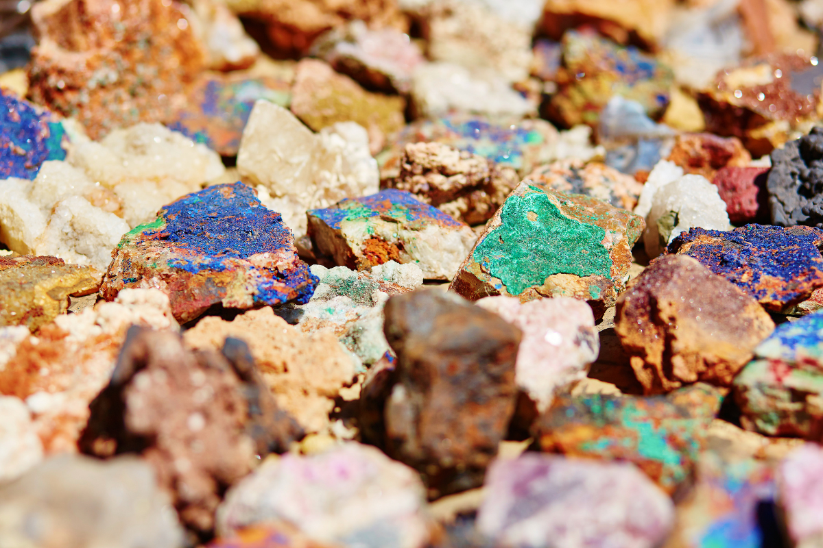 Pioneer Minerals advances US tungsten capability with Mineral Technologies Springfield MOU