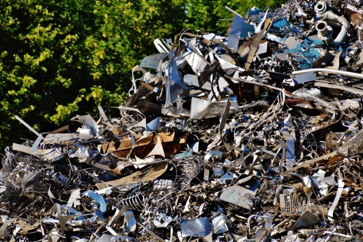 The Ghana government backs the recycling sector as the Deputy Minister tours the Shai Hills Facility
