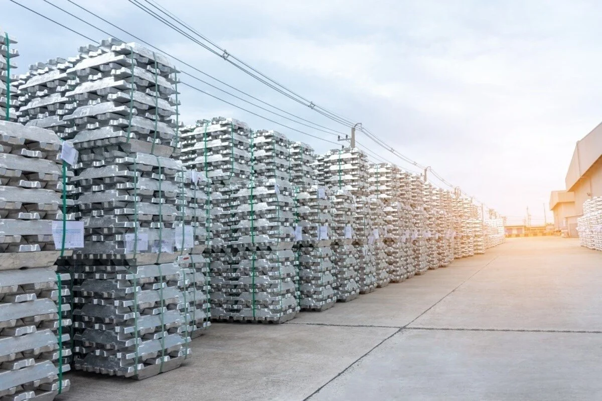 LME aluminium cash offer rises to $2,916/t as opening stocks hold steady at 519,600t
