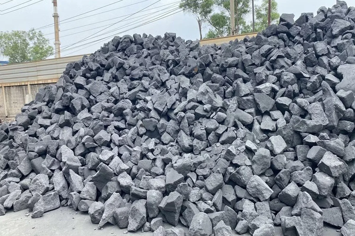 China anode material margins squeezed by rising costs