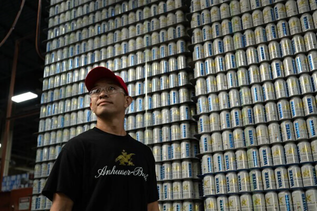 Anheuser-Busch produces 100 millionth can of emergency drinking water for communities in need