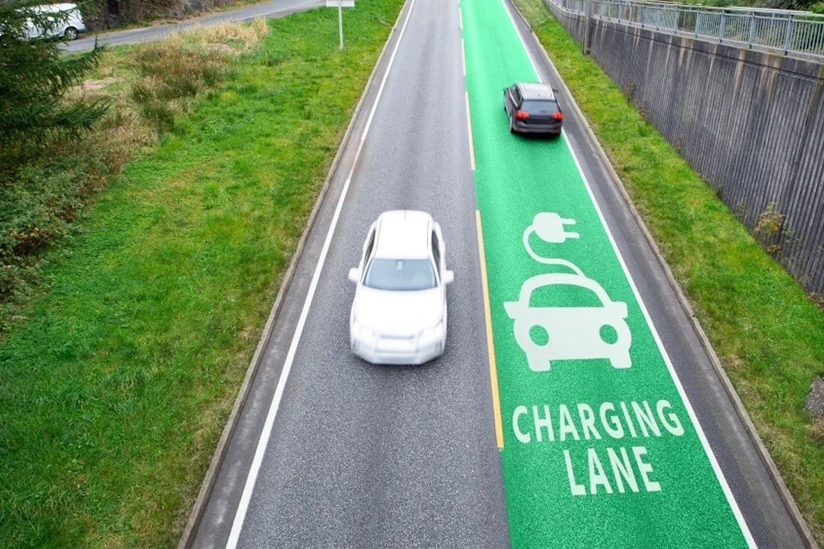 Driving towards a fossil-free tomorrow with world’s first electrified highway in Sweden, charging EVs on the go