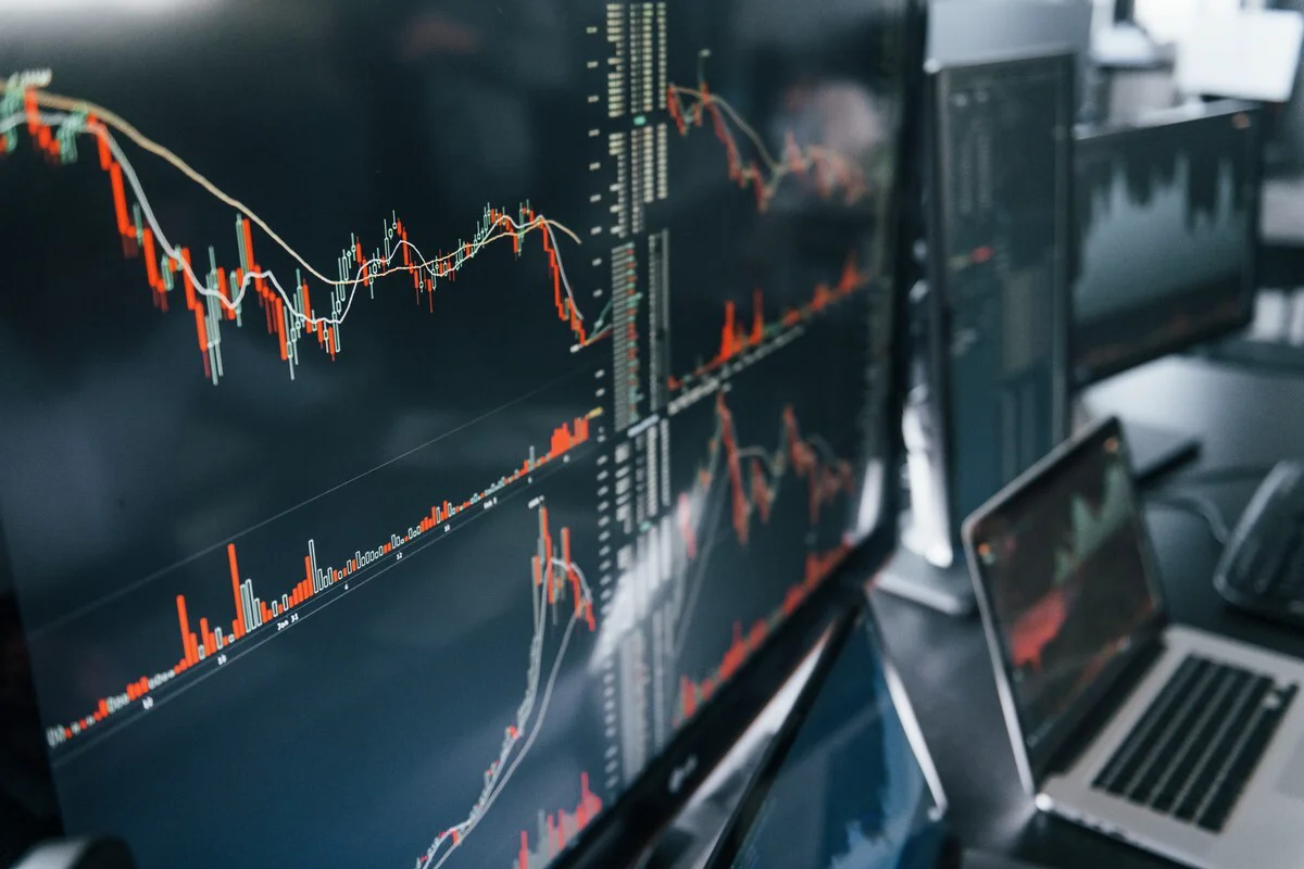 India trade update: Hindalco, Nalco, Vedanta lose stock value while others follow suit