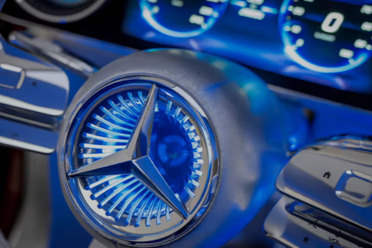 Mercedes-Benz braces for profit dip, plans 10% production cost cut