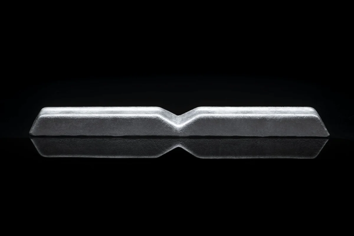 Destocking against the trend: Is the surge in aluminium prices inevitable or accidental?