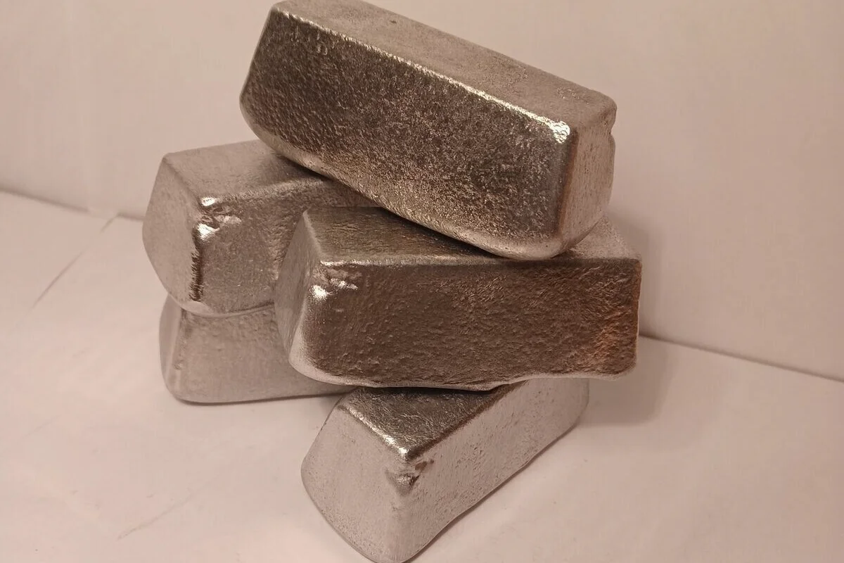 Christmas boost for aluminium market: Prices climb on SMM, led by A00 ingot and alumina