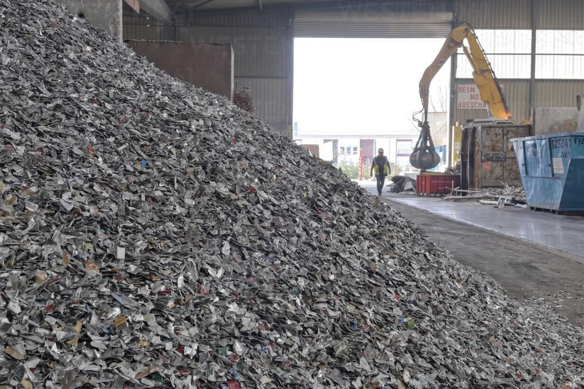 Diverse coalition urges swift passage of bipartisan recycling bills
