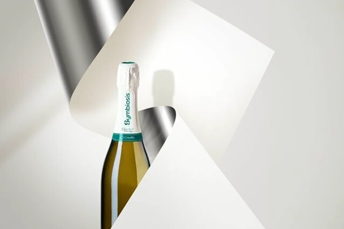 Crealis launches Symbiosis: The paper-based sparkling foil containing 44% aluminium, replacing plastic
