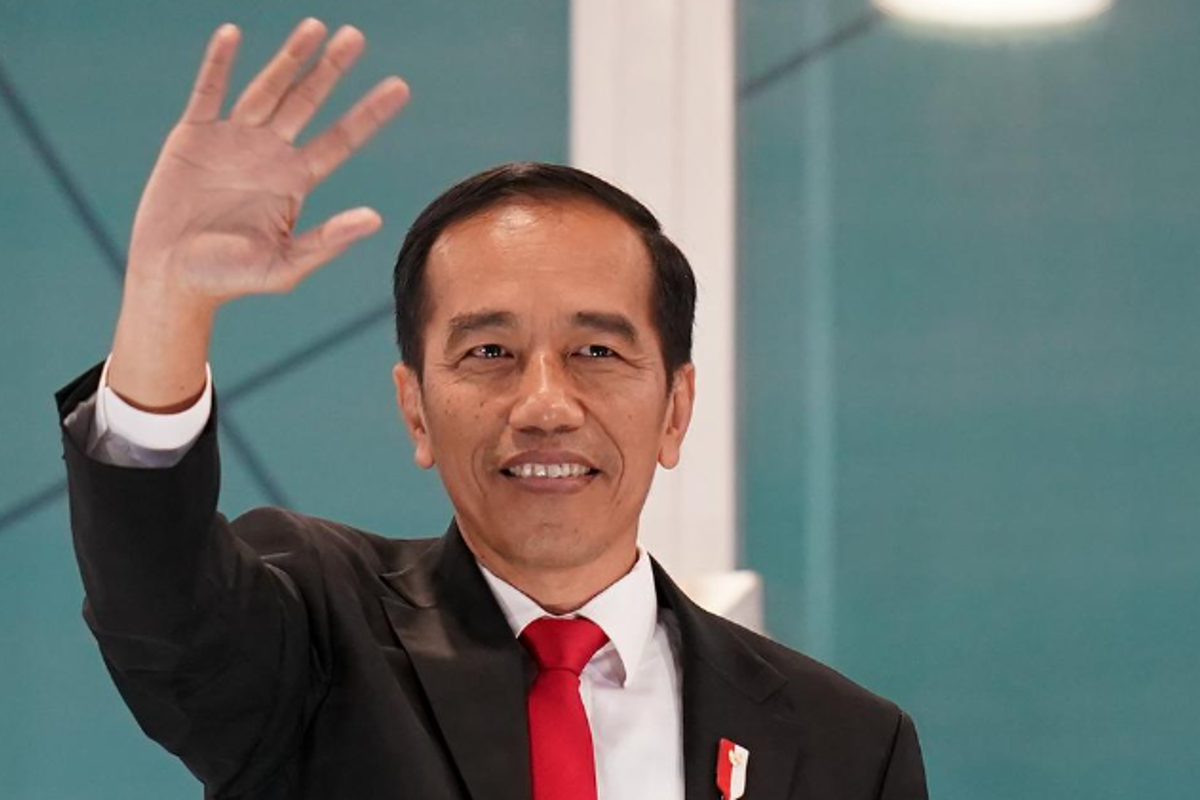 President Joko Widodo inaugurates new alumina refinery, boosting Indonesia’s mineral processing industry