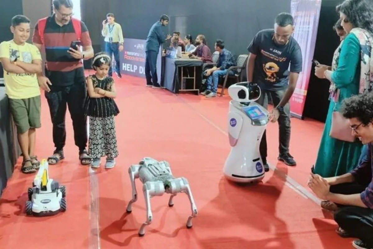 Robotic canines featuring aluminium amuse audiences at the Roboverse Expo