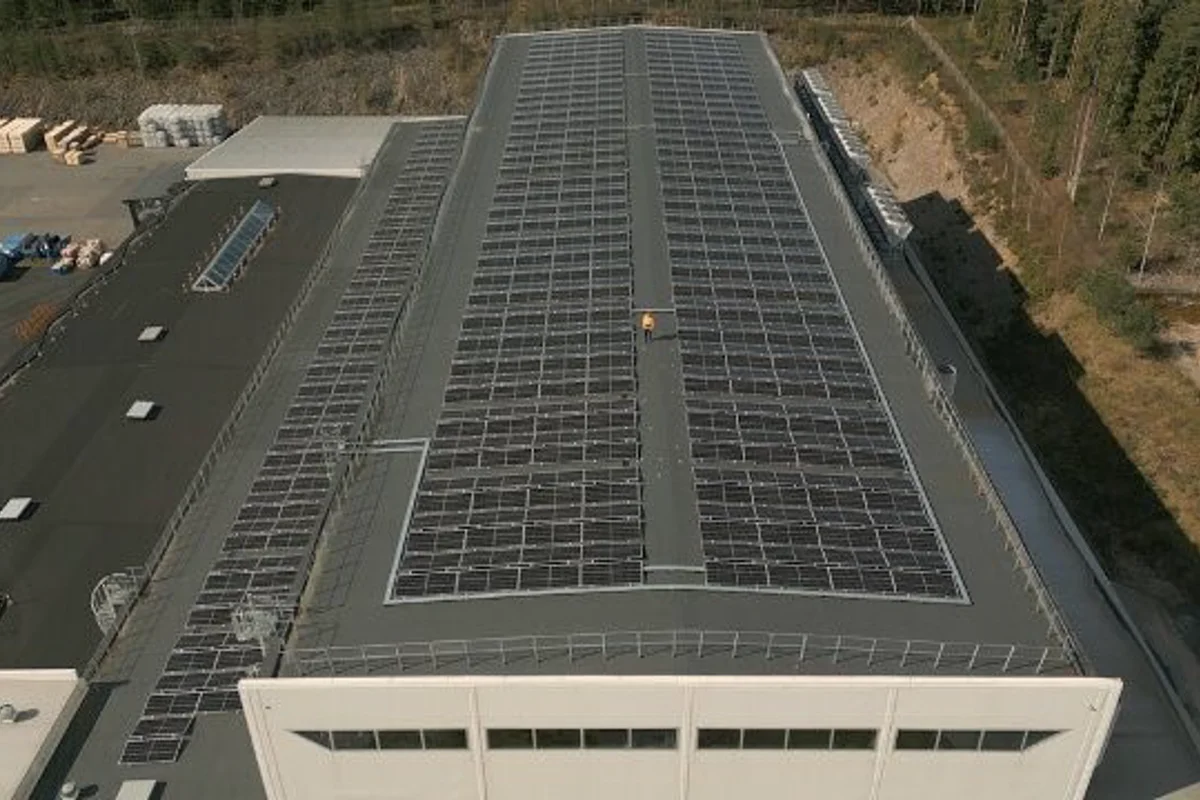 Hydro begins the onsite renewable energy production with a battery-storage and aluminium facility in Sweden