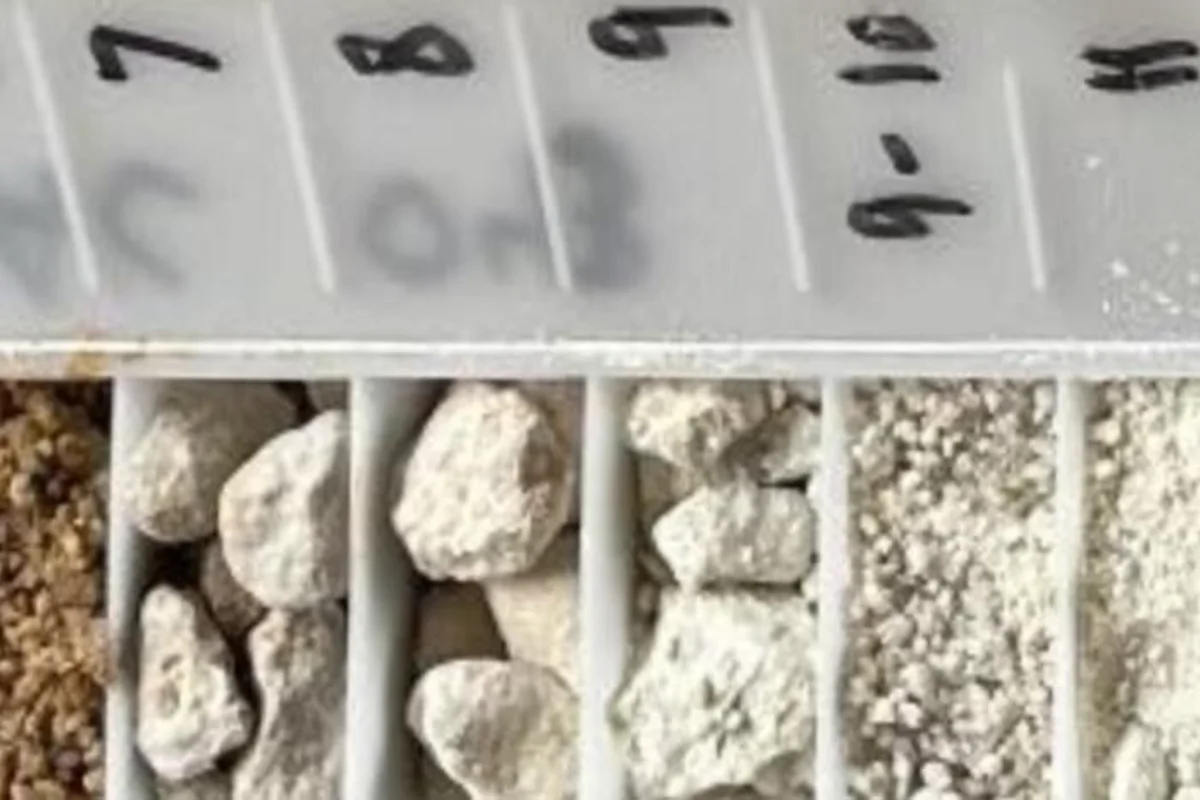 Allup Silica uncovers Kaolin clay deposits with 17 % to 20% of alumina content