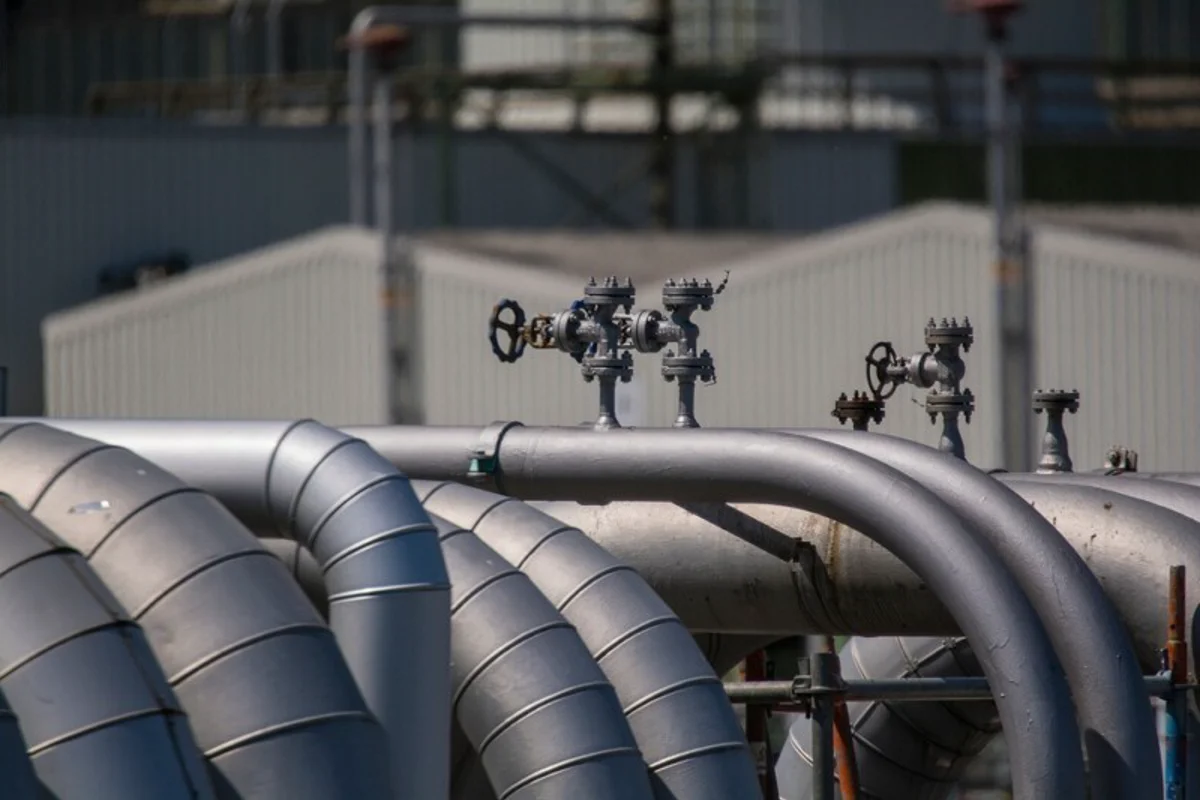 Gas pipeline blaze disrupts operation at Rio Tinto's alumina refineries