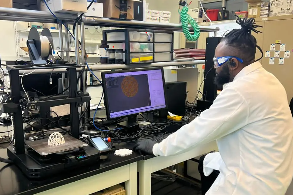 Nigerian Scientist revolutionises nanomaterials research for environmental sustainability