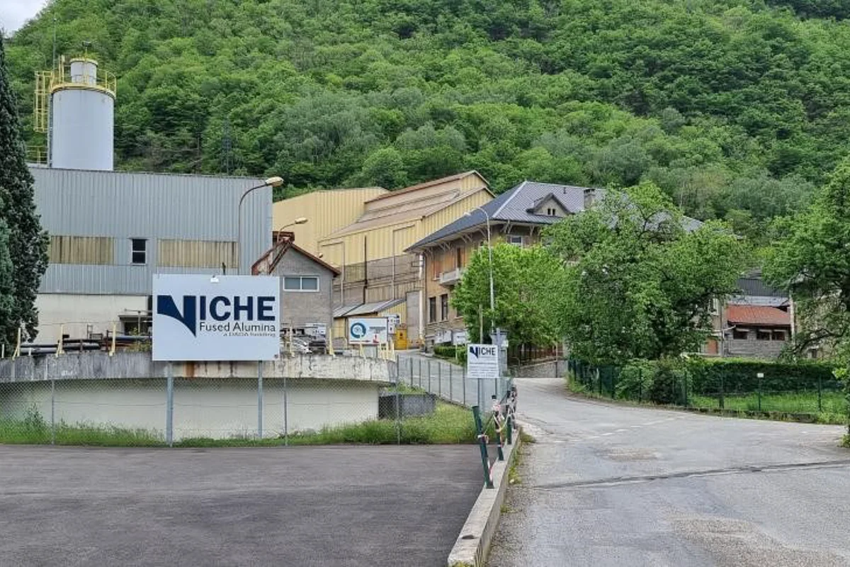 Workers at NICHE Fused Alumina halt strike