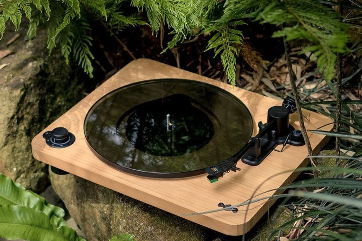 Bob Marley inspired refurbished turntable features recycled aluminium and zoetrope slipmat