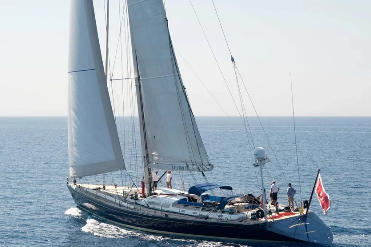 Yacht broker at Y.CO buys aluminium-built Baiurdo VI