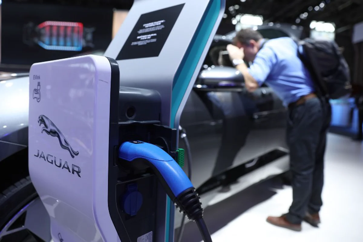 Tata prefers UK over Spain for the JLR EV battery plant