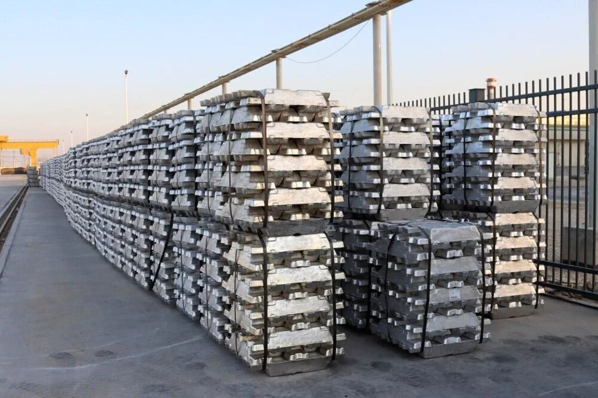 China’s A00 aluminium ingot price soars up RMB30/t mid-week; Alumina spot price plunges by RMB2/t