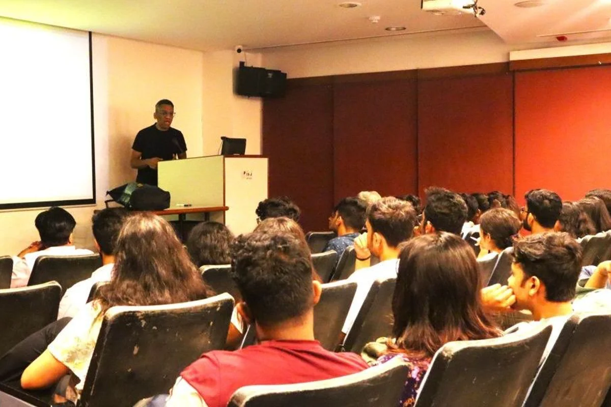 Satyajit Vetoskar enlightens IIGJ students about using aluminium in jewellery designing
