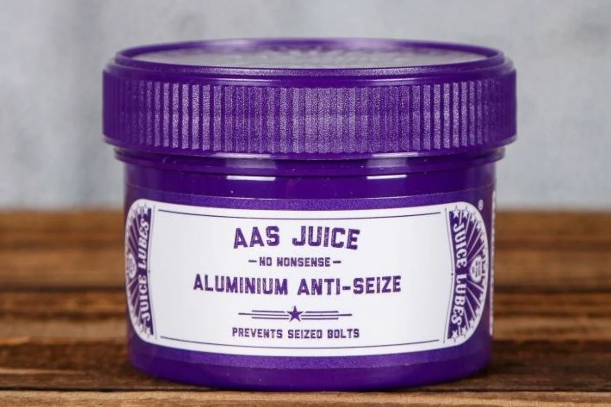 Juice Lubes’ discovery Aluminium Anti-Seize paste to replace inflammable bike grease