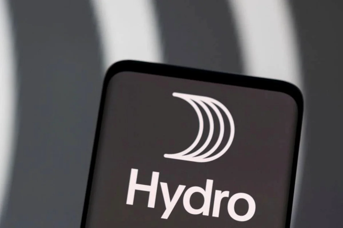 Inflation forces Norsk Hydro to raise capital expenditures and cut spending