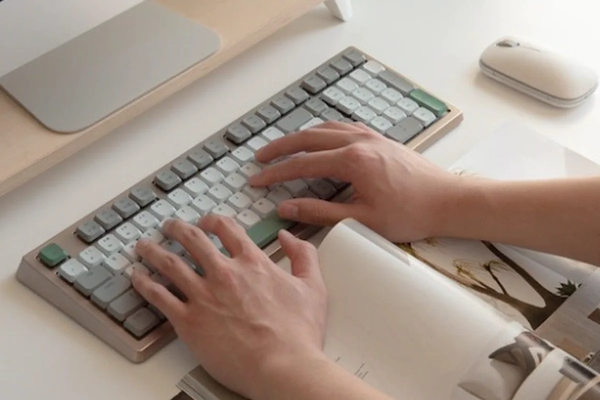 Kickstarter launches AZIO Cascade 98 featuring aluminium body and a full-frame number pad