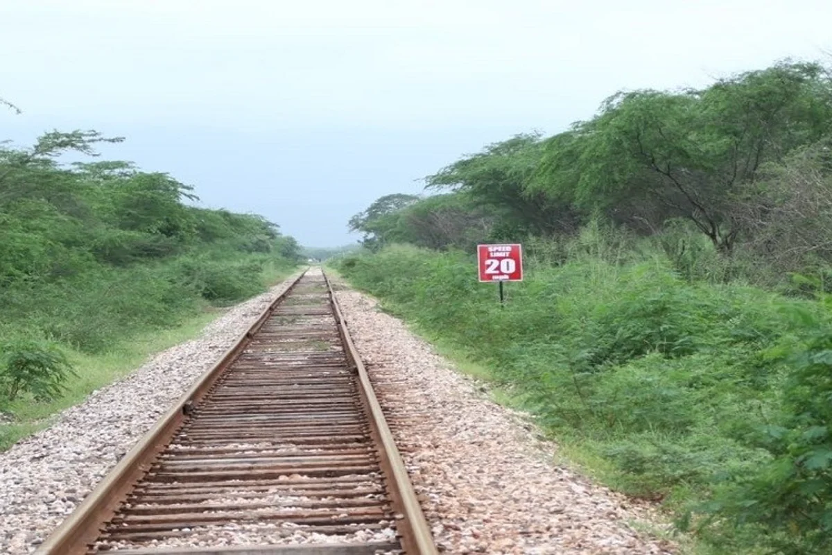 Bauxite train derailment in St Ann, Jamaica kills two
