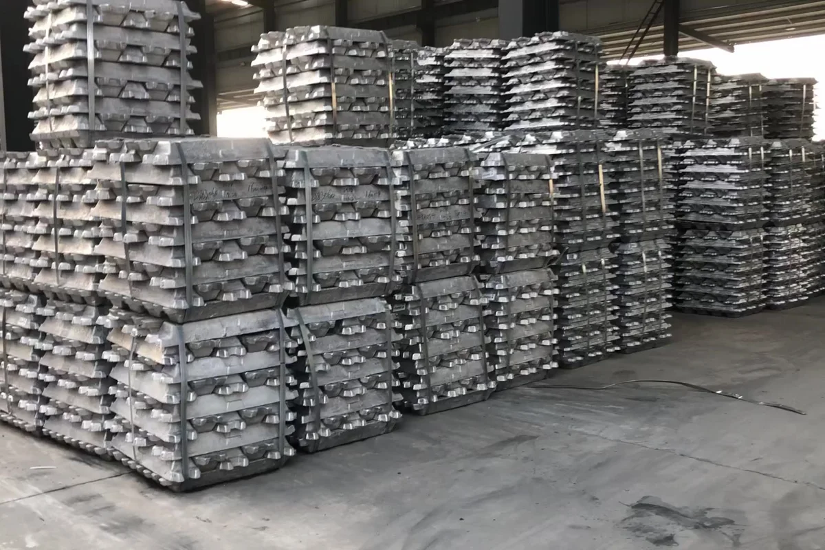 A00 aluminium ingot price in China falls by RMB90/t; Domestic price of low carbon aluminium slips by RMB70/t