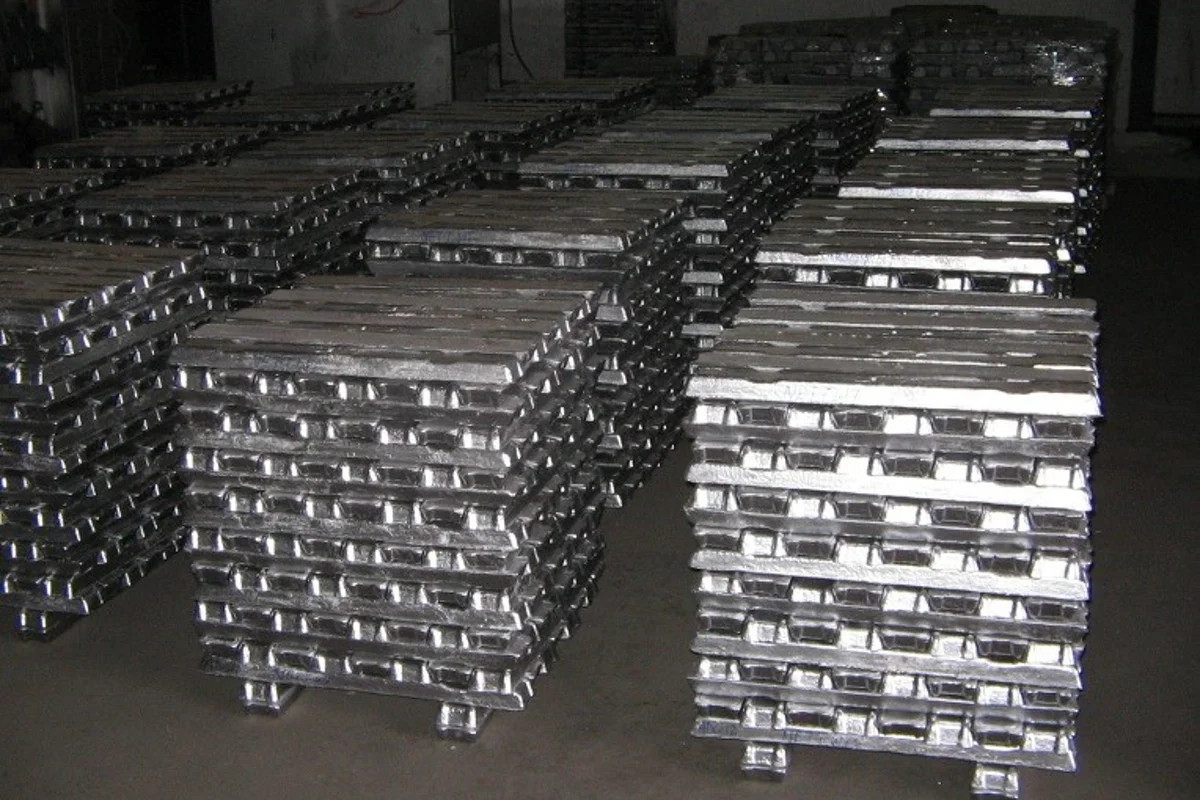 China’s A00 aluminium ingot price turns upward ending the week at RMB18460/t; Caustic soda price loses RMB20/t in Henan