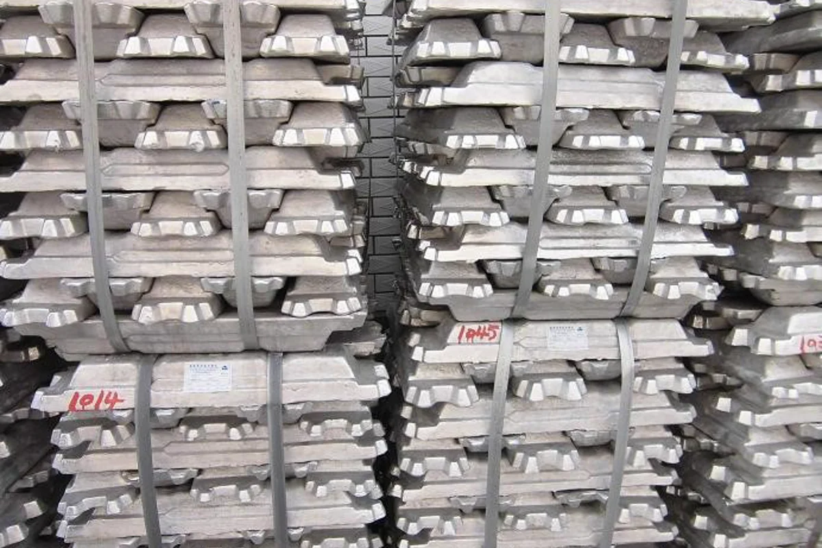 Vedanta sharply cuts its aluminium ingot price by INR13000/t w.e.f. April 12 after an intermittent raise
