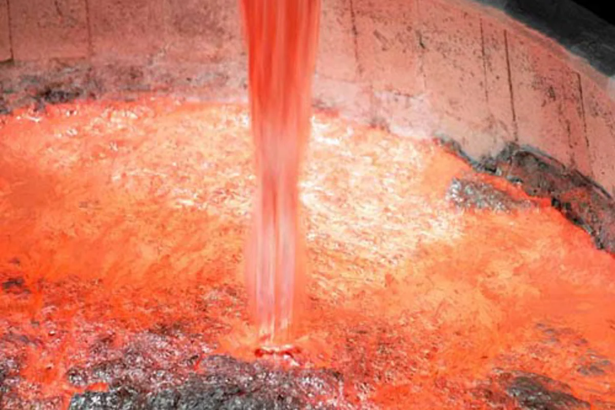 Blast in Chinese aluminium plant causes fear of liquid aluminium spill