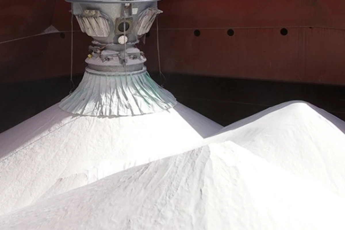 China’s average alumina spot price opens the week on Monday with a slight increase of RMB 4/t