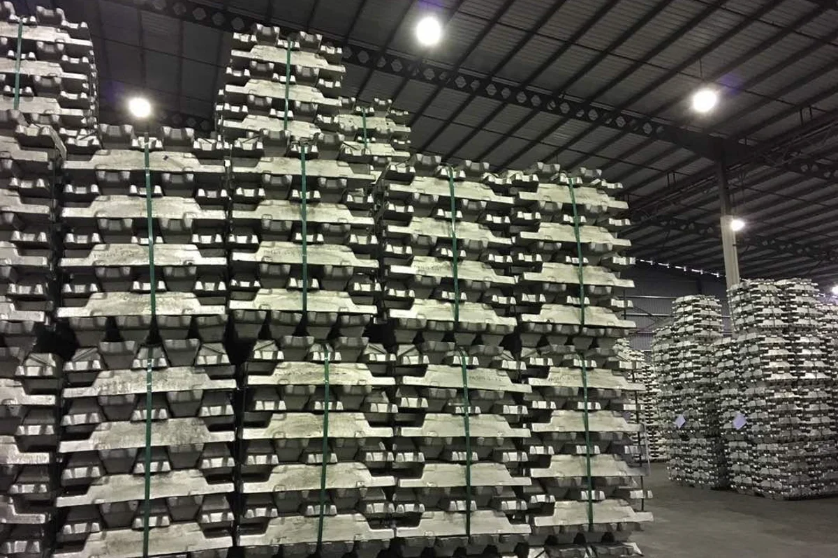 Hindalco Industries continues to grow its aluminium ingot price by INR3000/t with effect from October 8