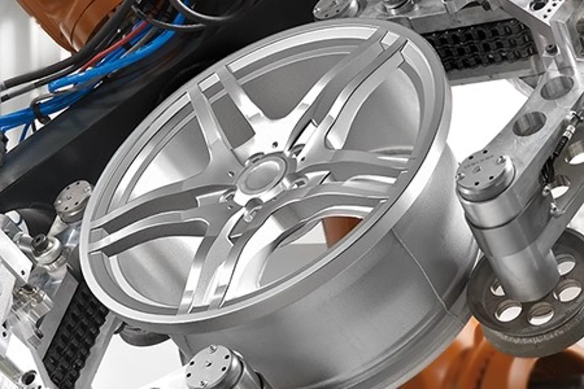 HEITEC PTS GmbH: HeiDetect Wheel Robotic X-ray can inspect several areas of cast Aluminium automotive wheels at one test